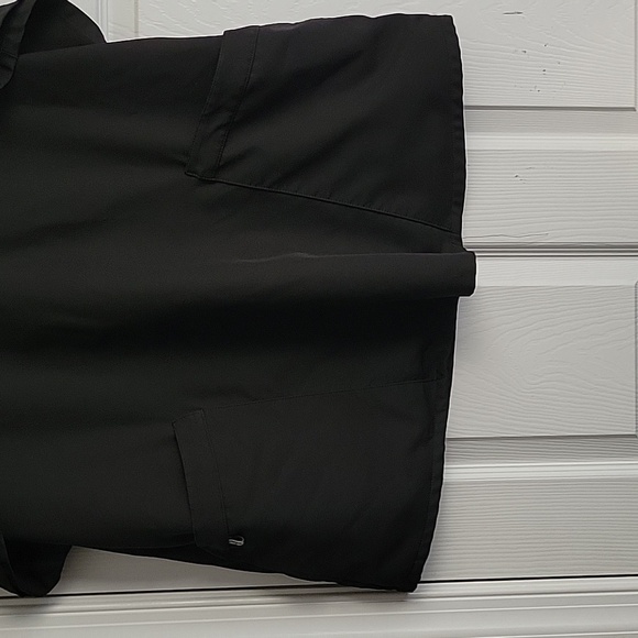 Climate Right By Cuddl Duds Women's Scrub Top - Picture 2 of 10